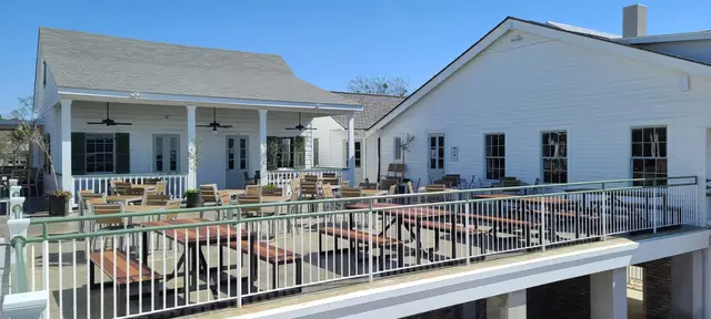 The second-story deck and views of Lake Pontchartrain